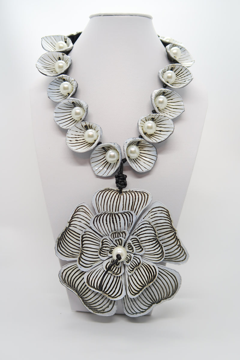 Recycled plastic Big Flower Pendant With Faux pearls Necklace