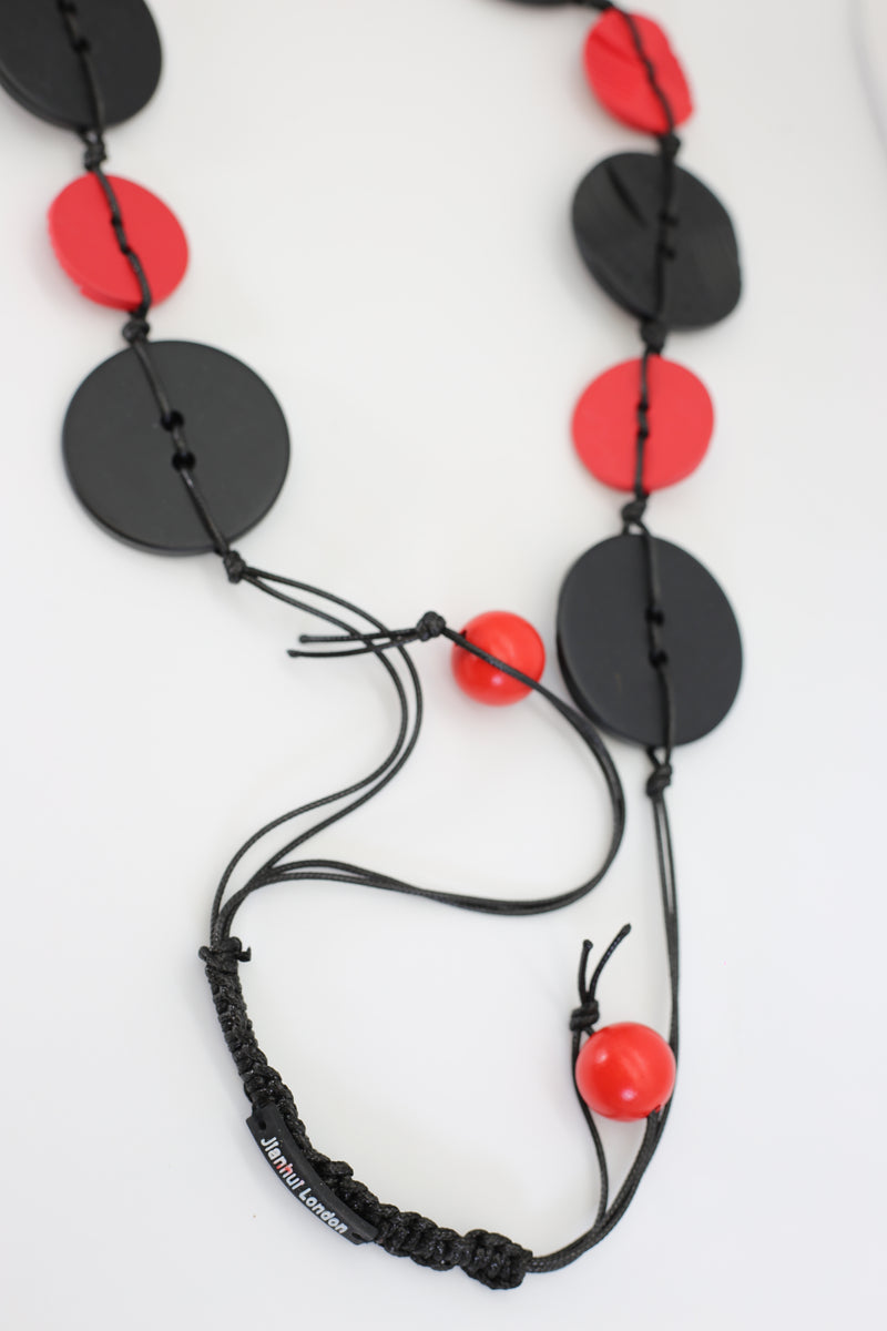 Giant Buttons Necklace - Short