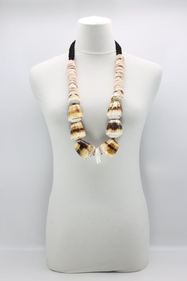 Upcycled Round Sea Shells Necklace - Jianhui London