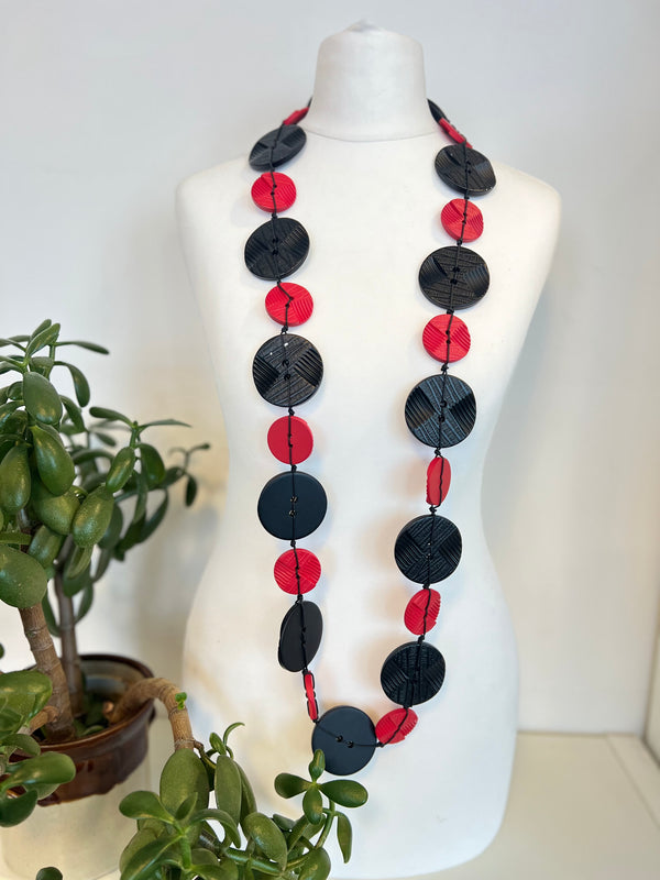 Giant Buttons Necklace