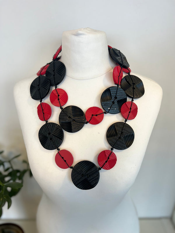 Giant Buttons Necklace