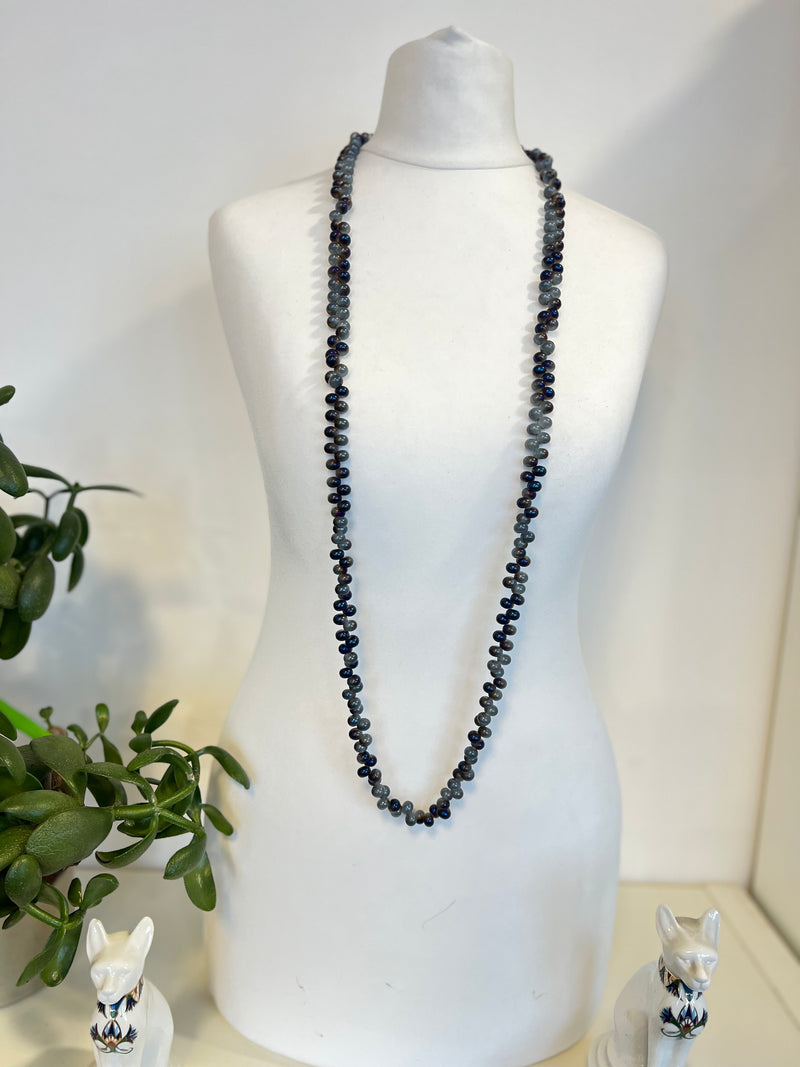 VERSATILE Vintage GLASS PEARLS NECKLACES